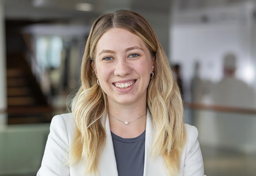 Kontaktbild Lina Hirt, MA